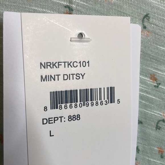 NWT Mint Ditsy LOVE FIRE Tiered Floral Print Tank Top, Size Large - Picture 4 of 5